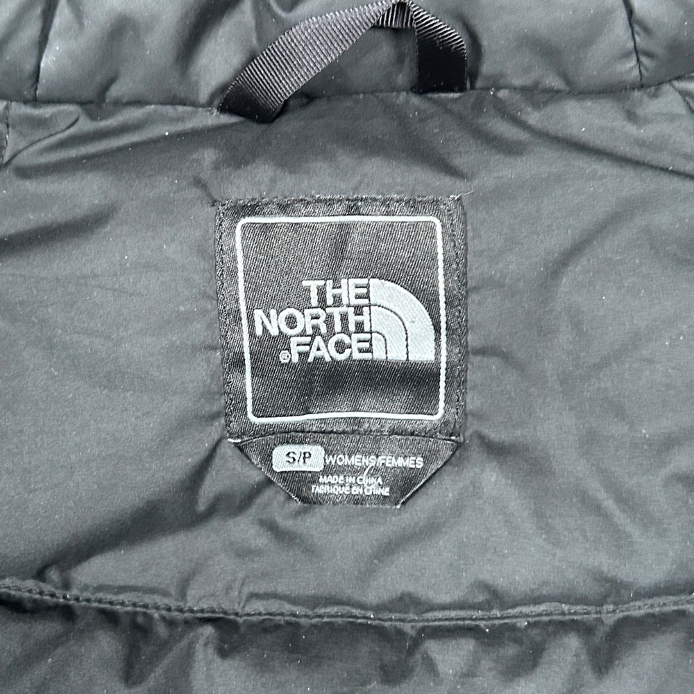 The North Face‎ jacket Womens Small Red hooded fur Down Insulated puffer quilt - Picture 14 of 16
